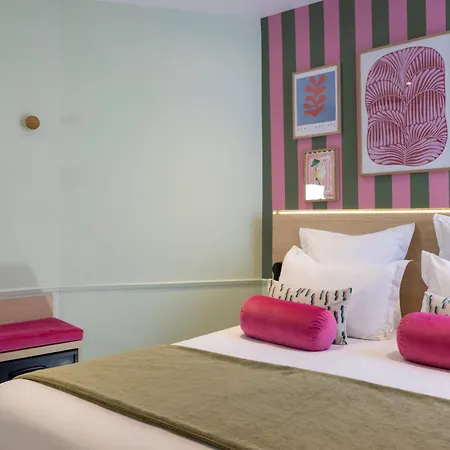 Hotel La Folie Des Pres - Saint-germain-des-pres Paris