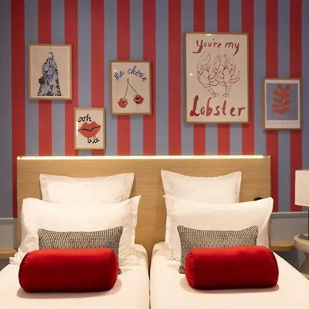 Hotel La Folie Des Pres - Saint-germain-des-pres 3*