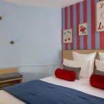 מלון La Folie Des Pres - Saint-germain-des-pres 3*