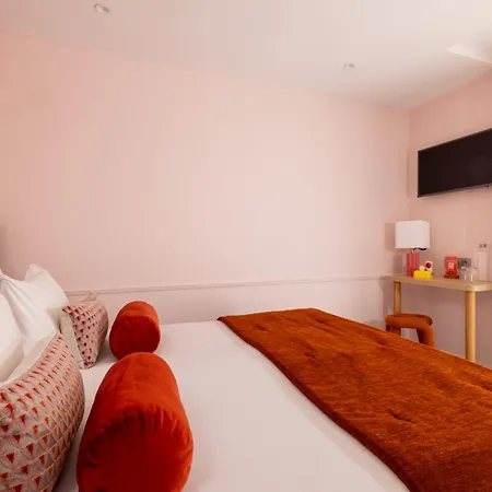 La Folie Des Pres - Saint-germain-des-pres Hotel Parijs